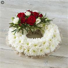 Traditional Wreath Red